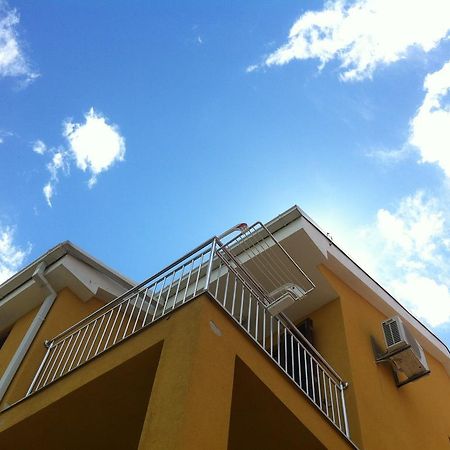 Apartments Leona & David Malinska Bilik gambar