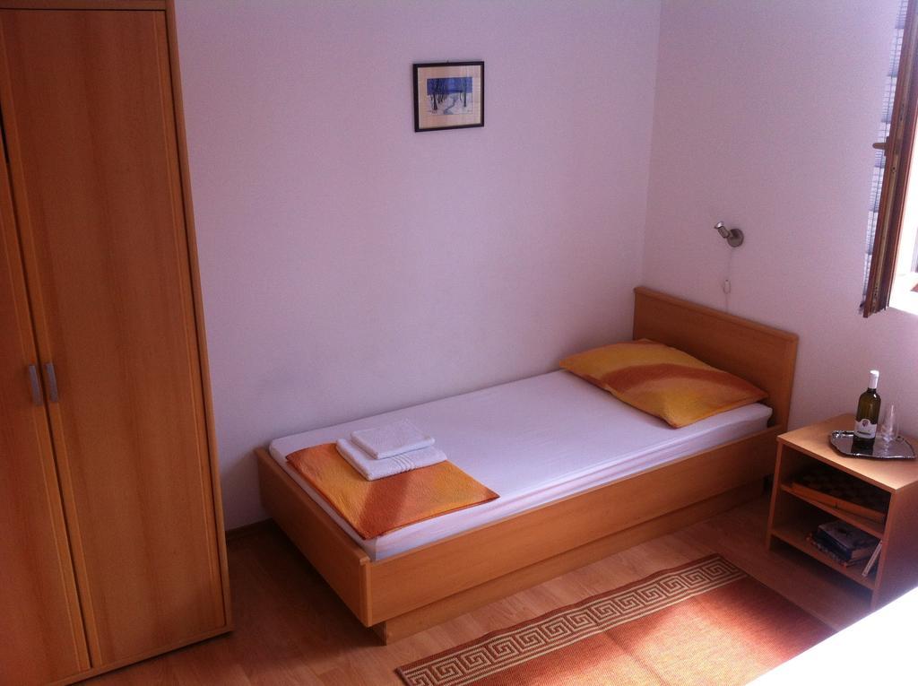 Apartments Leona & David Malinska Bilik gambar