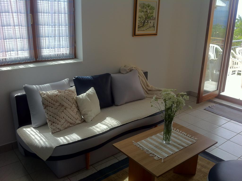 Apartments Leona & David Malinska Bilik gambar